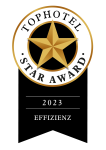Der SoftTec Checkin-Kiosk gewinnt 2023 den goldenen Tophotel Star Award